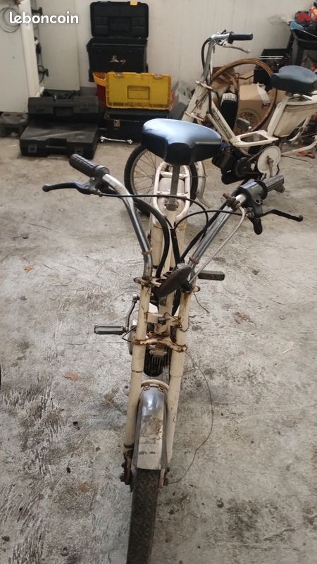 Lot Peugeot 102 Motos