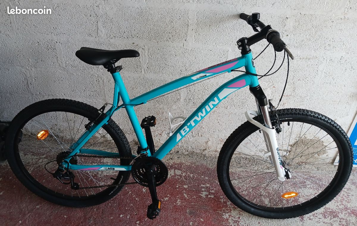 Vtt btwin rockrider 340 26 pouces taille L neuf jamais servi 150 euros