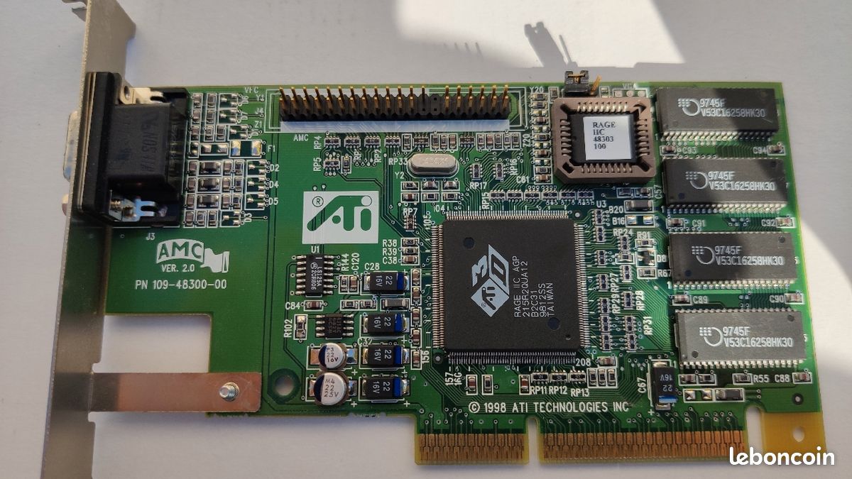 Carte graphique ATI RAGE II AGP (image 1)