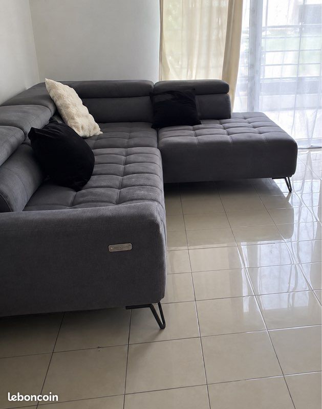 Canapé d’angle moderne gris – Très bon état (image 1)