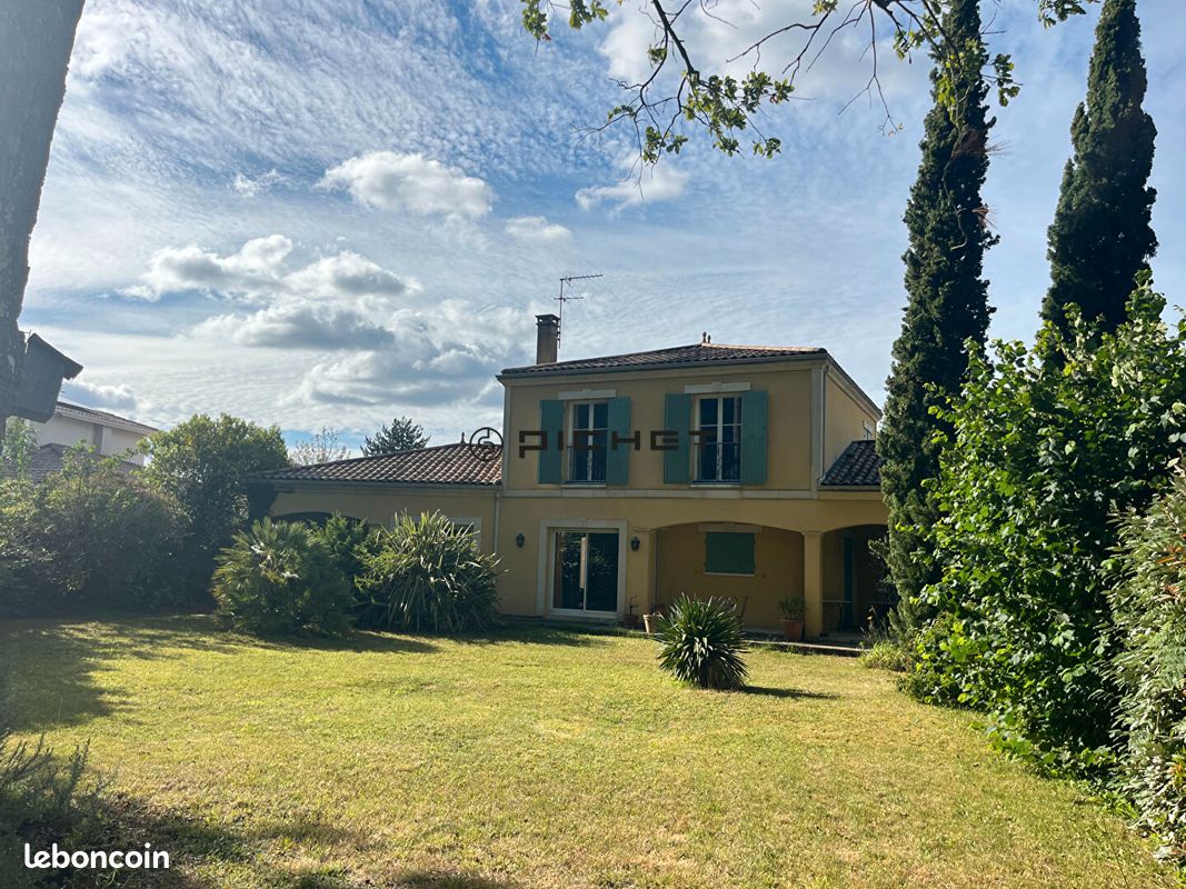 Maison 6 pièces 173 m² · à Pessac · 173 m² · 675 000 €
