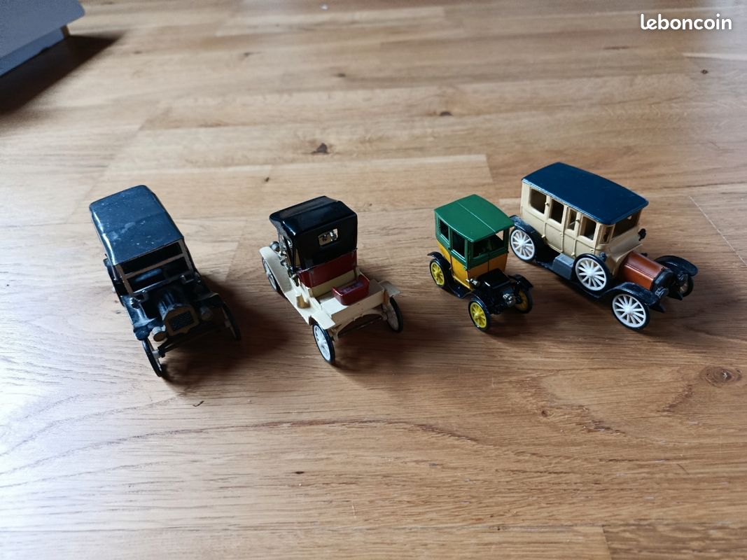 LOT ANCIENNES VOITURES MINIATURES RAMI BY JMK