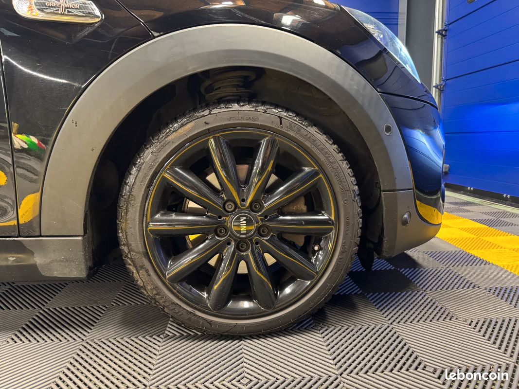 MINI Cooper S 2.0L 192ch Edition Greenwich - Toit ouvrant - Suivi complet - Bande blanche Fournie neuve - 2020 (image 32)