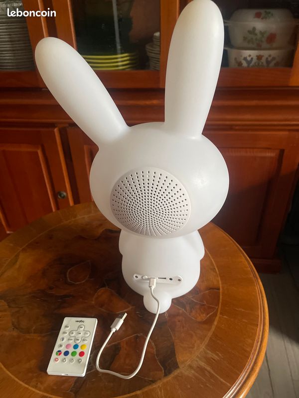 Enceinte nomade Bluetooth LED lapin - 15 W - 10 effets lumineux - (image 1)