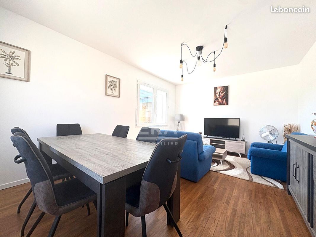 Maison 5 pièces 88 m² · à Claix · 88 m² · 842 €