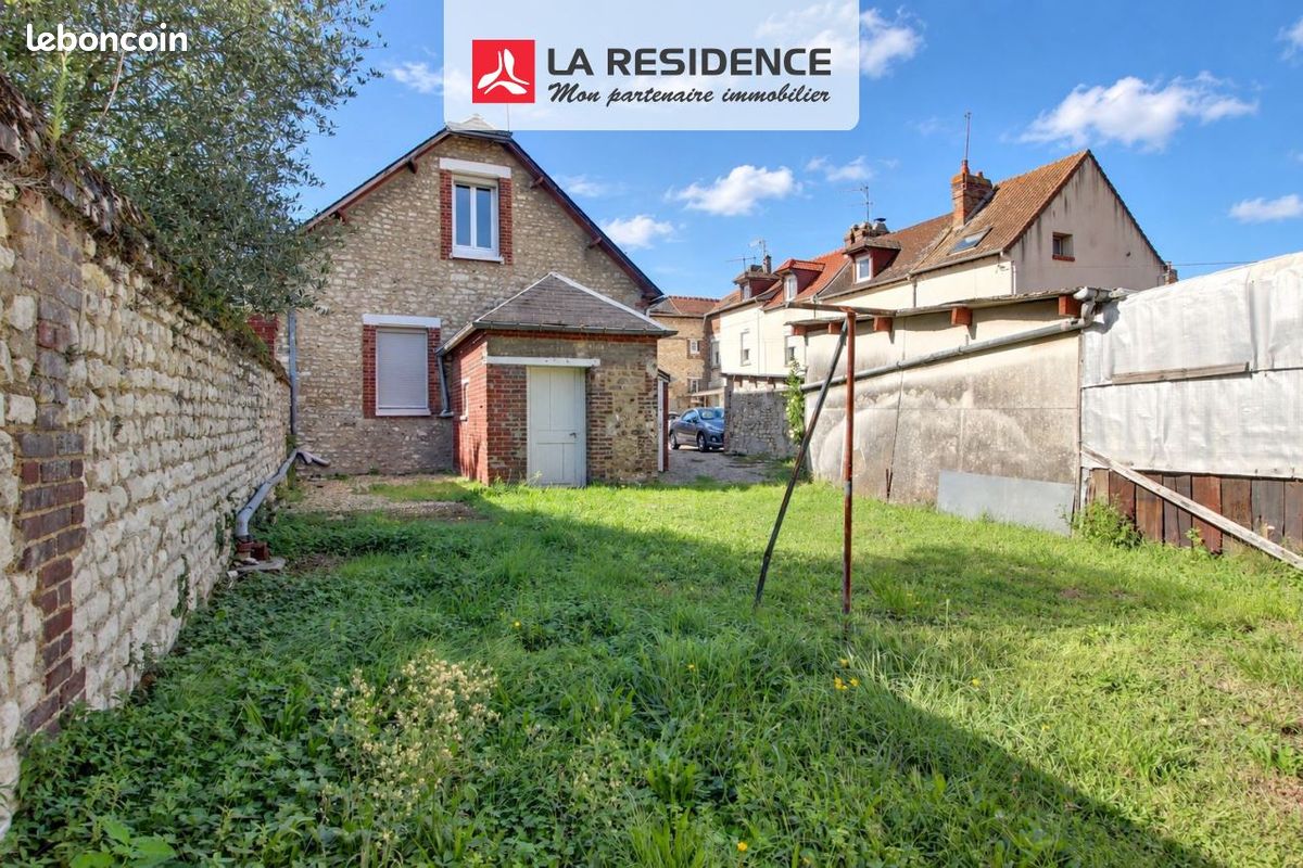 Maison 4 pièces 58 m² · à Saint-Étienne-du-Rouvray · 58 m² · 137 000 €