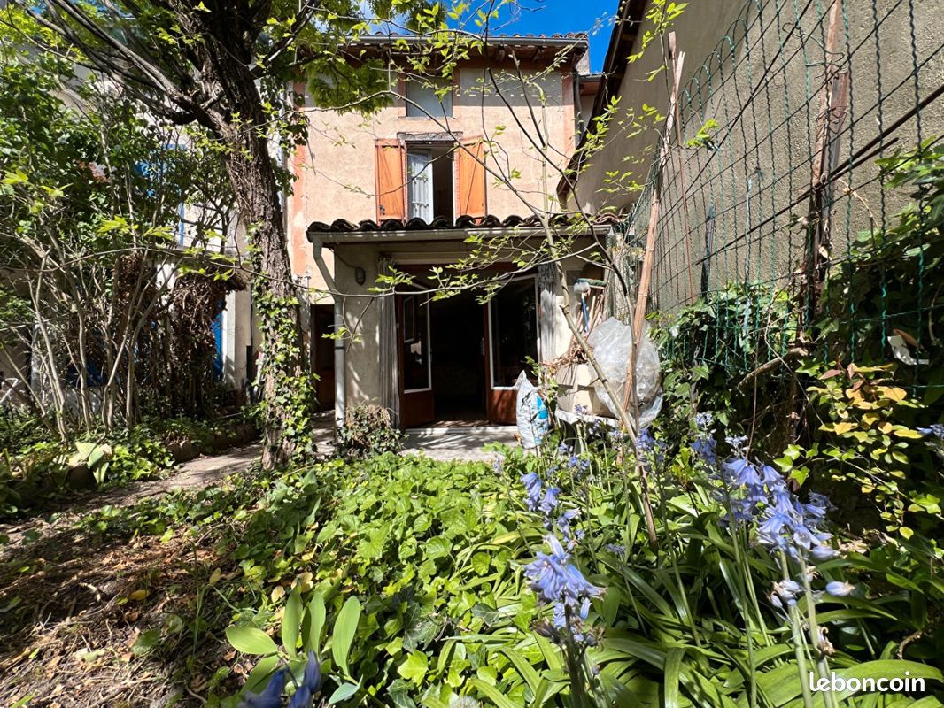 Maison 4 pièces 96 m² · à Caussade · 96 m² · 145 000 €