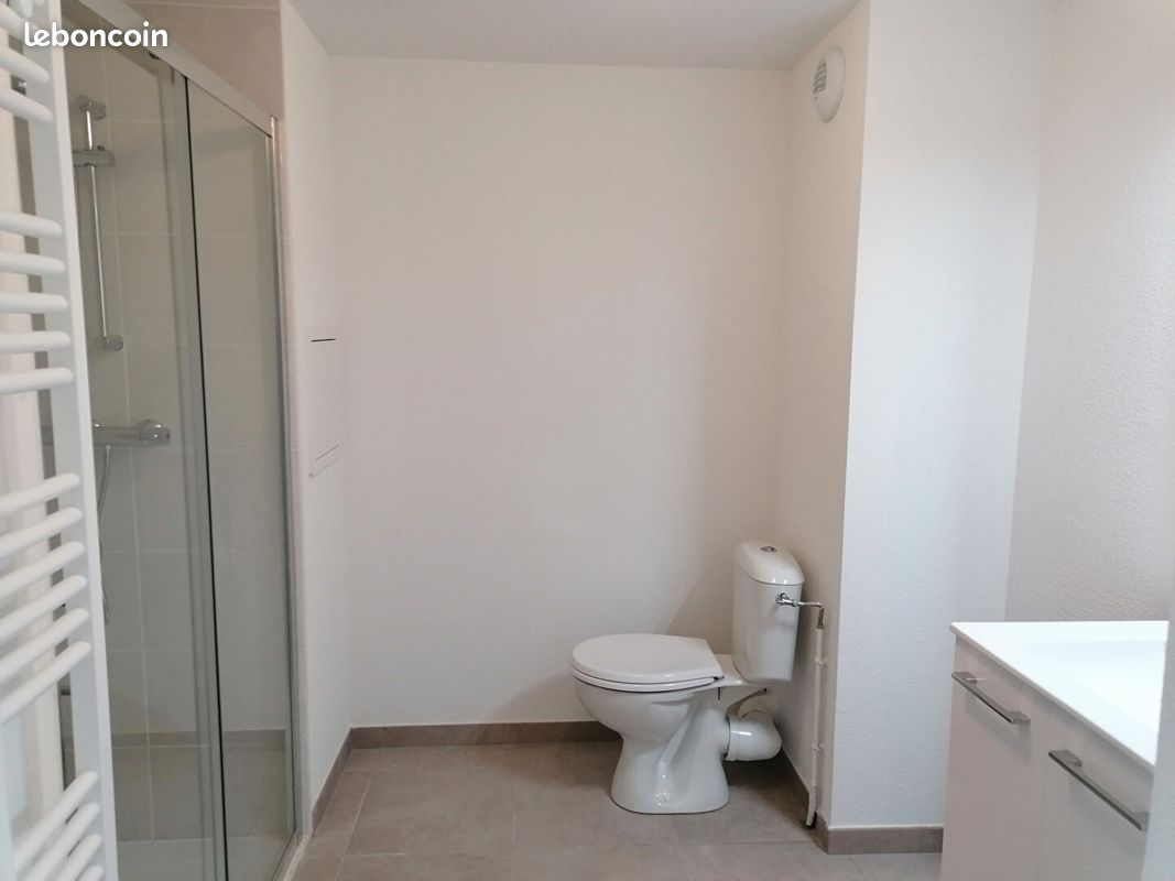 Studio 1 pièce 27 m² - Lormont 33310 (image principale 6)