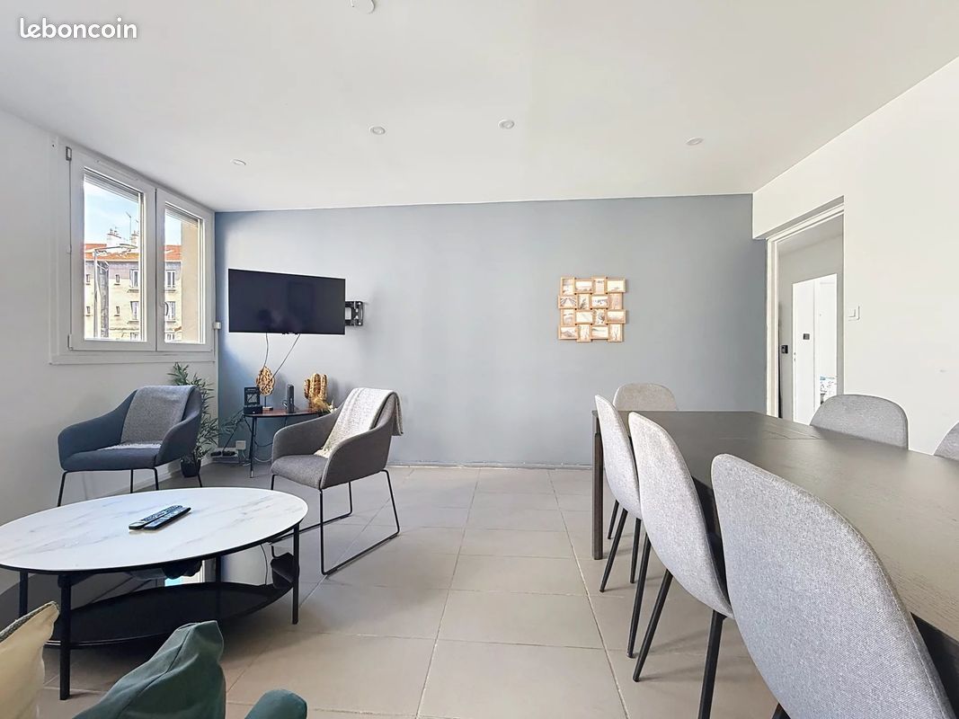 Appartement 5 pièces 91 m² · à Saint-Étienne · 91 m² · 119 000 €