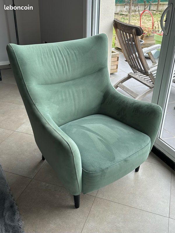 Fauteuil Made modèle « Bridget » velours vert orme (image 2)