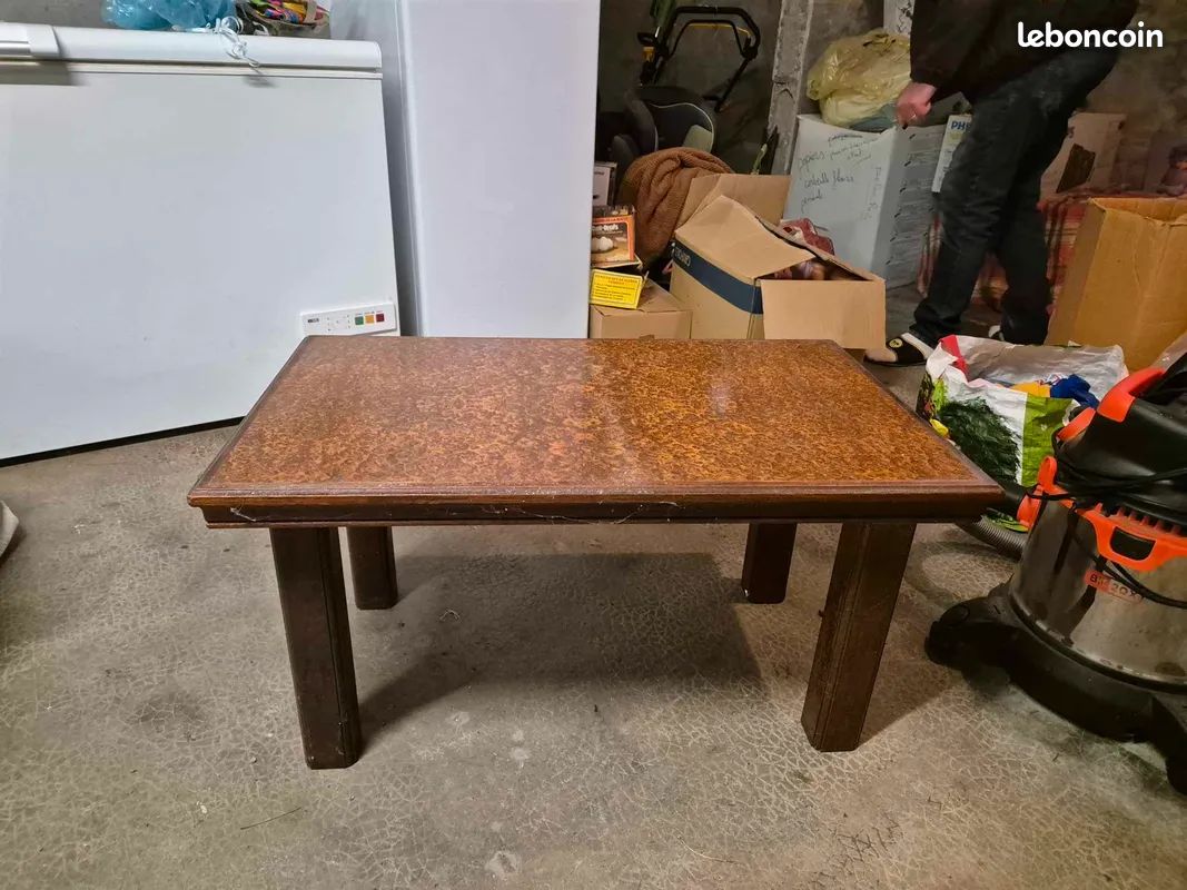 Table basse en loupe d'amboine,( un bois précieux ) pieds bois massif (image 2)