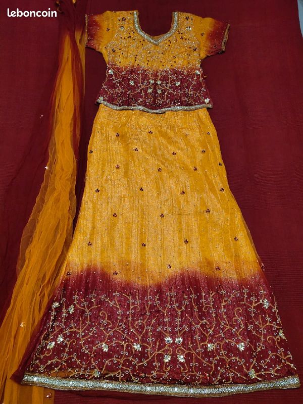 Tenue Indienne Bollywood neuve (image 2)