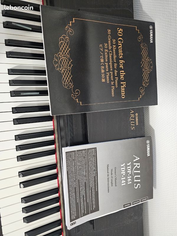 Piano (image 3)