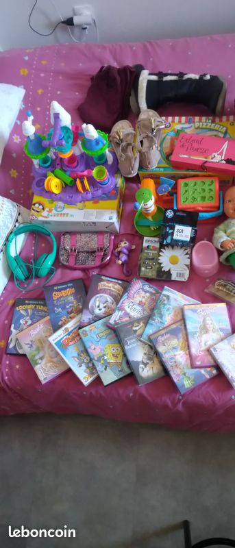 Lot de jouets (image 2)
