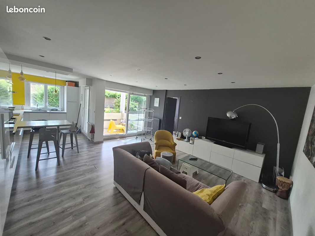Appartement 3 pièces 73 m² · à Reims · 73 m² · 1 050 €