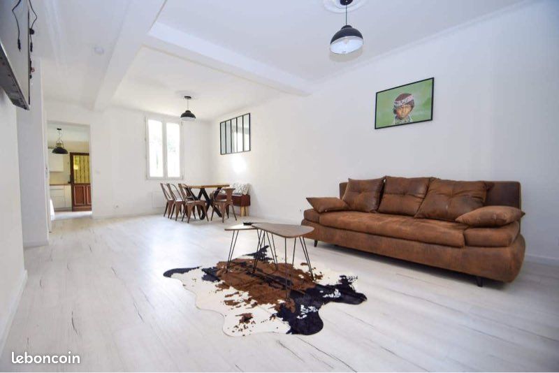 Maison 6 pièces 134 m² · à Saint-Denis · 134 m² · 379 000 €
