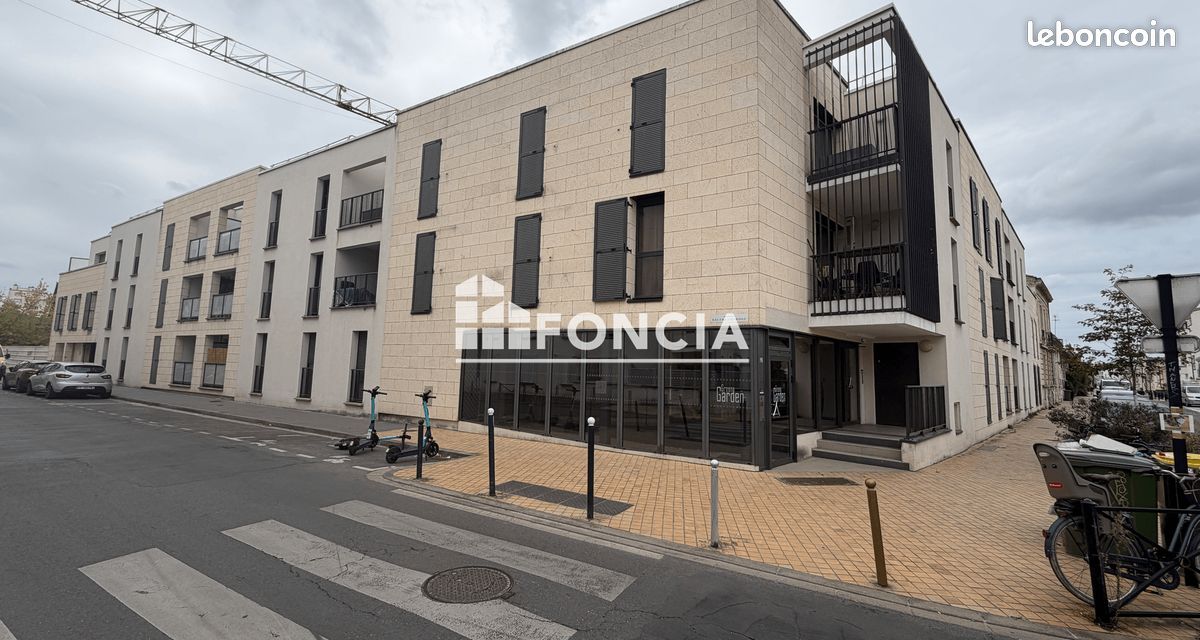 Parking · à Bordeaux · 85 €/mois