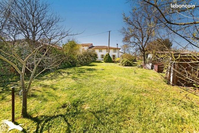 Propriété 6 pièces 143 m²