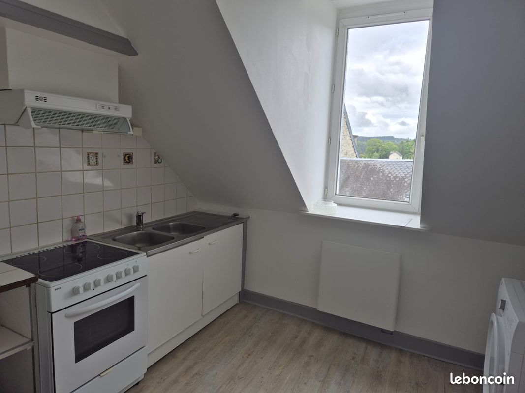 Appartement 3 pièces 55 m² · à Ussel · 55 m² · 570 €