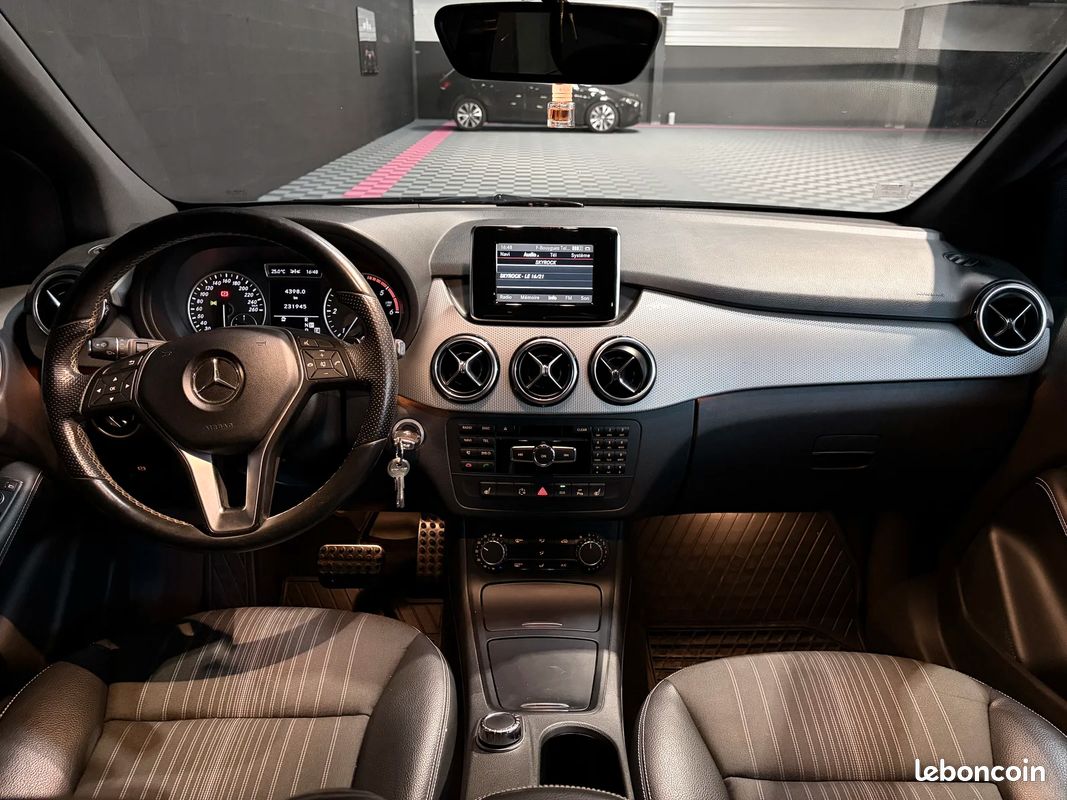 Mercedes-Benz CLASSE B B 180 CDI (246.200) (image 14)
