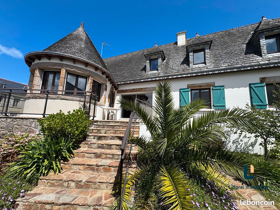 Maison 6 pièces 197 m² · à Binic-Étables-sur-Mer · 197 m² · 433 675 €