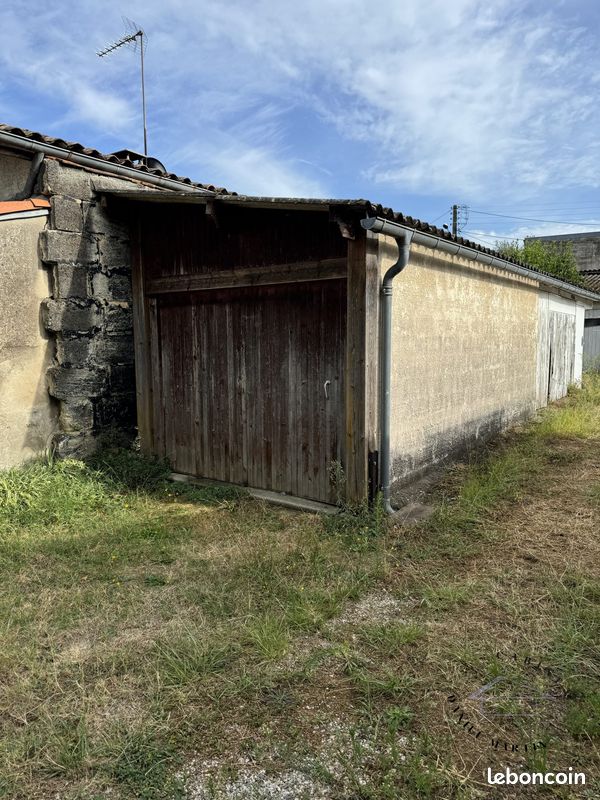 Parking 15 m² · à Bègles · 15 m² · 110 €/mois