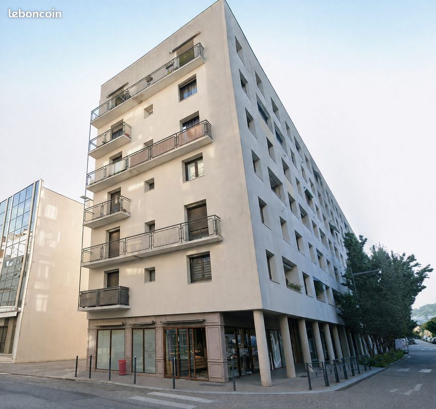 Appartement 5 pièces 84 m² · à Annemasse · 84 m² · 295 000 €