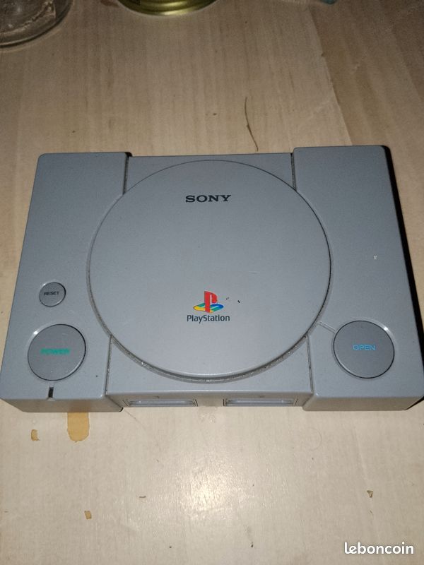 Console ps1 sans câble ni manette (image 1)