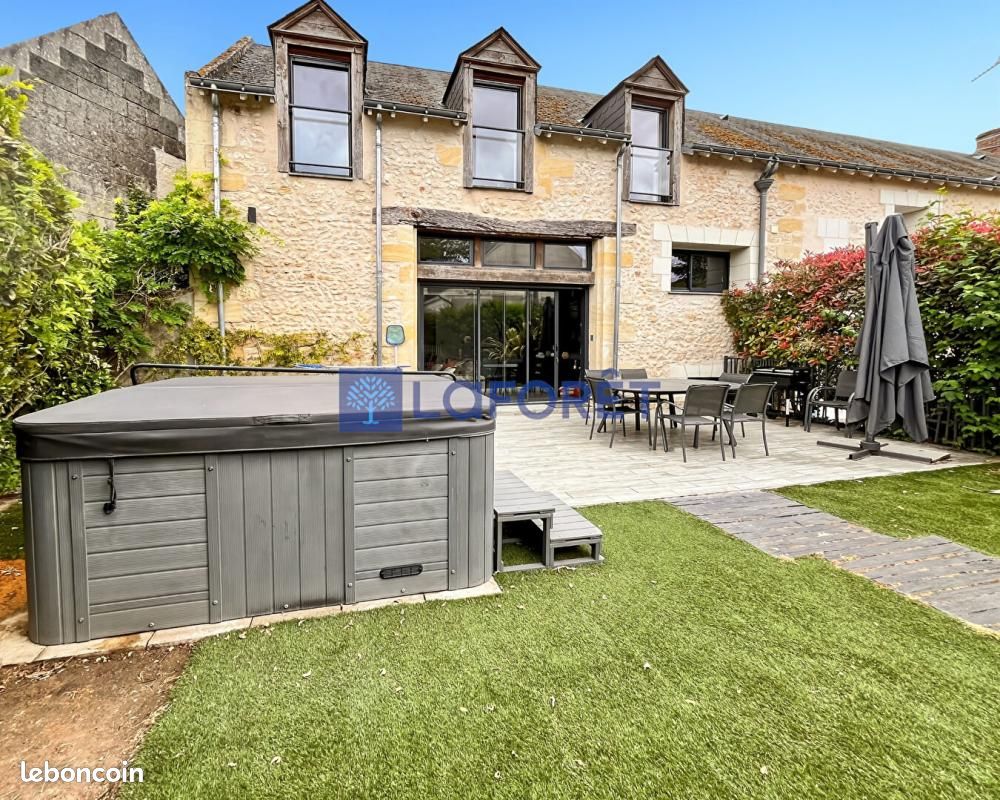 Maison 10 pièces 290 m² · à Azay-le-Rideau · 290 m² · 598 500 €