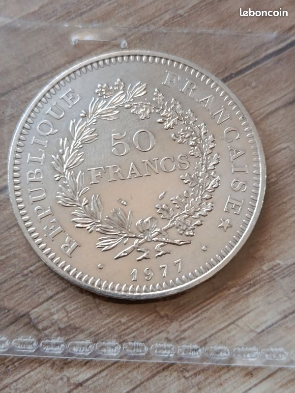 Superbe pièce de 50 francs hercule en argent (1977) (image 1)
