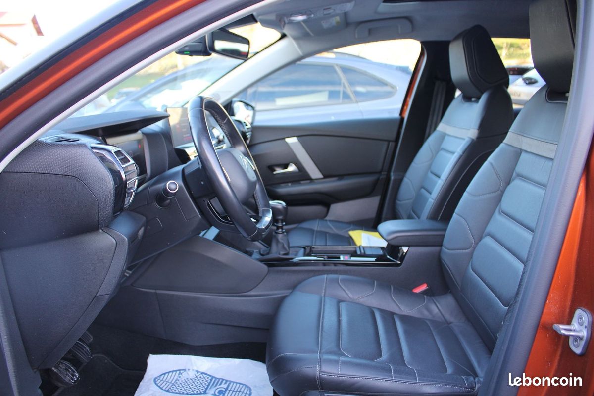 Citroen C4 PHASE SHINE BLUEHDI 110 CV BOITE 6V DIESEL CUIR TOIT OUVRANT CAMÉRA 360 GPS FULL LEDS (image 8)