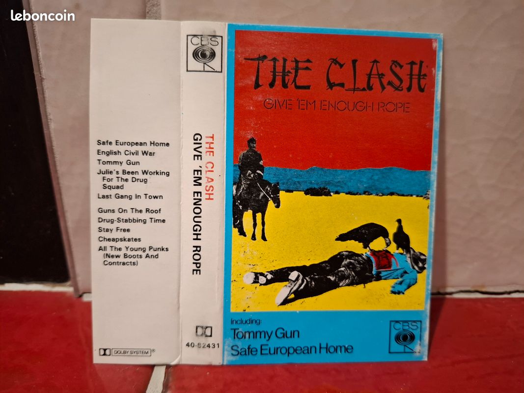 K7 cassette audio THE CLASH GIVE EM ENOUGH 1978 UK version ROPE (image 2)
