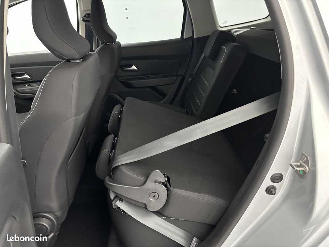 DACIA Duster TCe 130 FAP 4x2 Prestige (image 29)