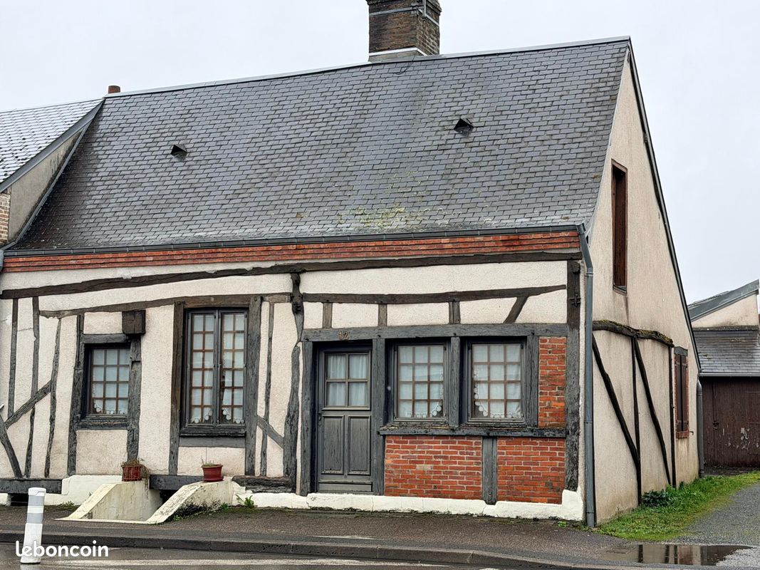 Maison 3 pièces 84 m² · à Neuvy-sur-Barangeon · 84 m² · 50 000 €
