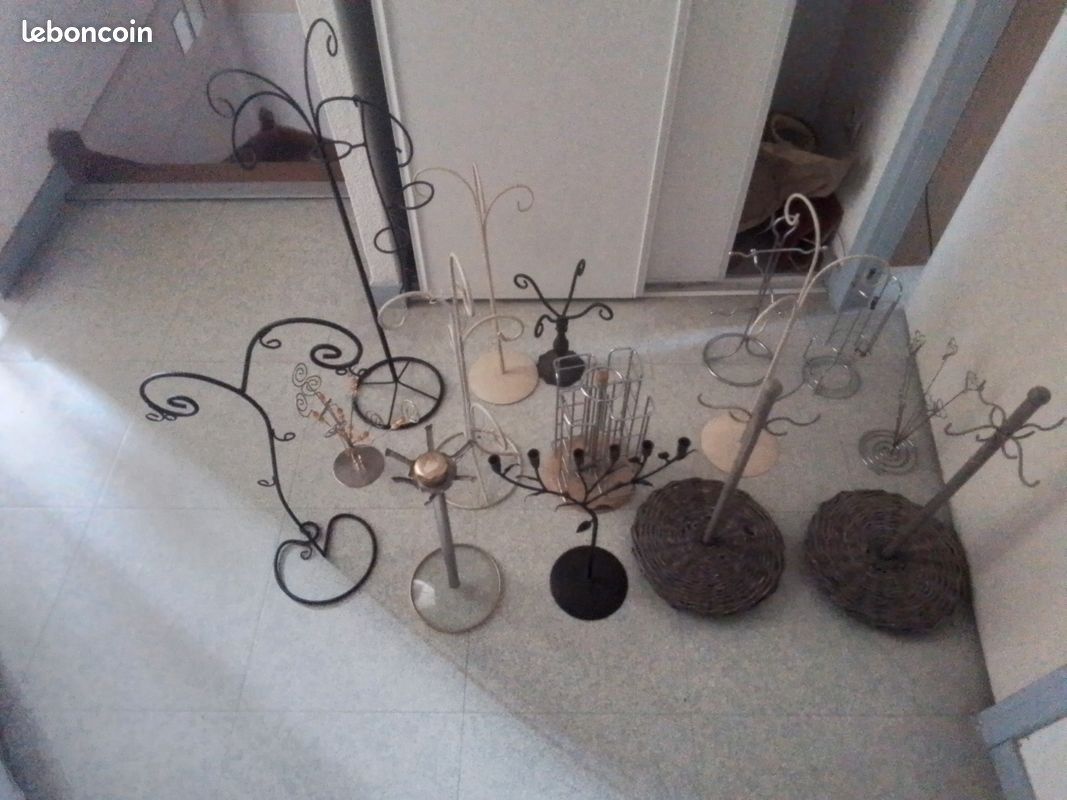 Lot présentoir à bijoux (image 5)