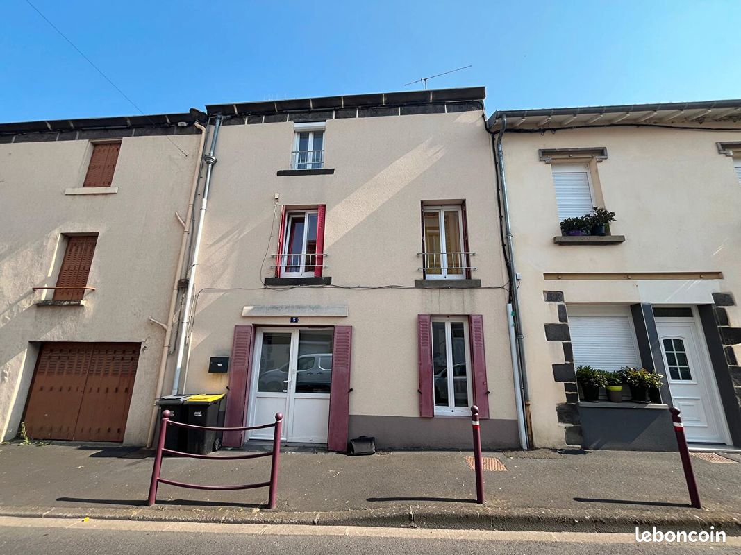 Maison 4 pièces 99 m² · à Aulnat · 99 m² · 159 000 €