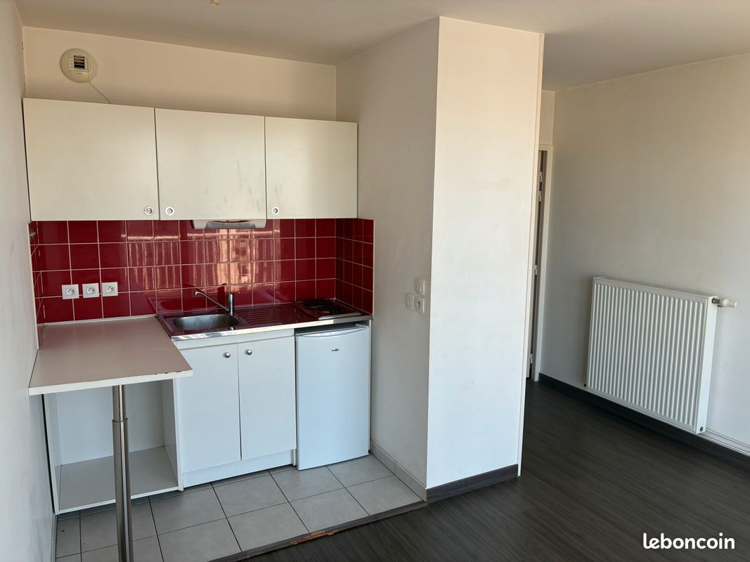 Appartement 1 pièce 24 m² · à Le Petit-Quevilly · 24,5 m² · 60 000 €