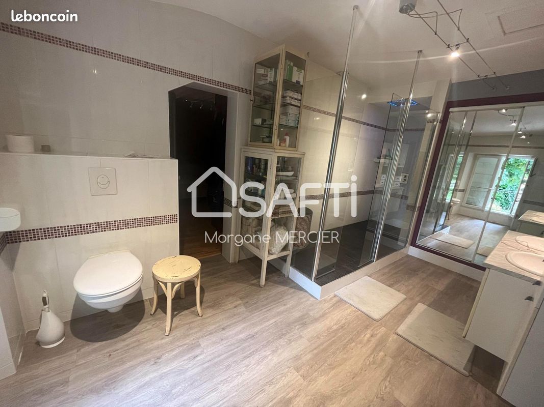 Propriété 6 pièces 195 m² - Sainte-Verge 79100 (image principale 6)