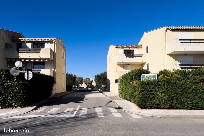 Parking/box 22 m² La Londe-les-Maures