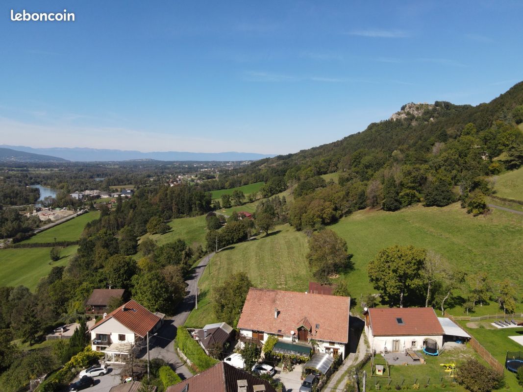 Maison 10 pièces 400 m² · à Bonneville · 400 m² · 575 000 €