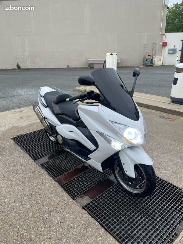 Tmax 500 (image 1)