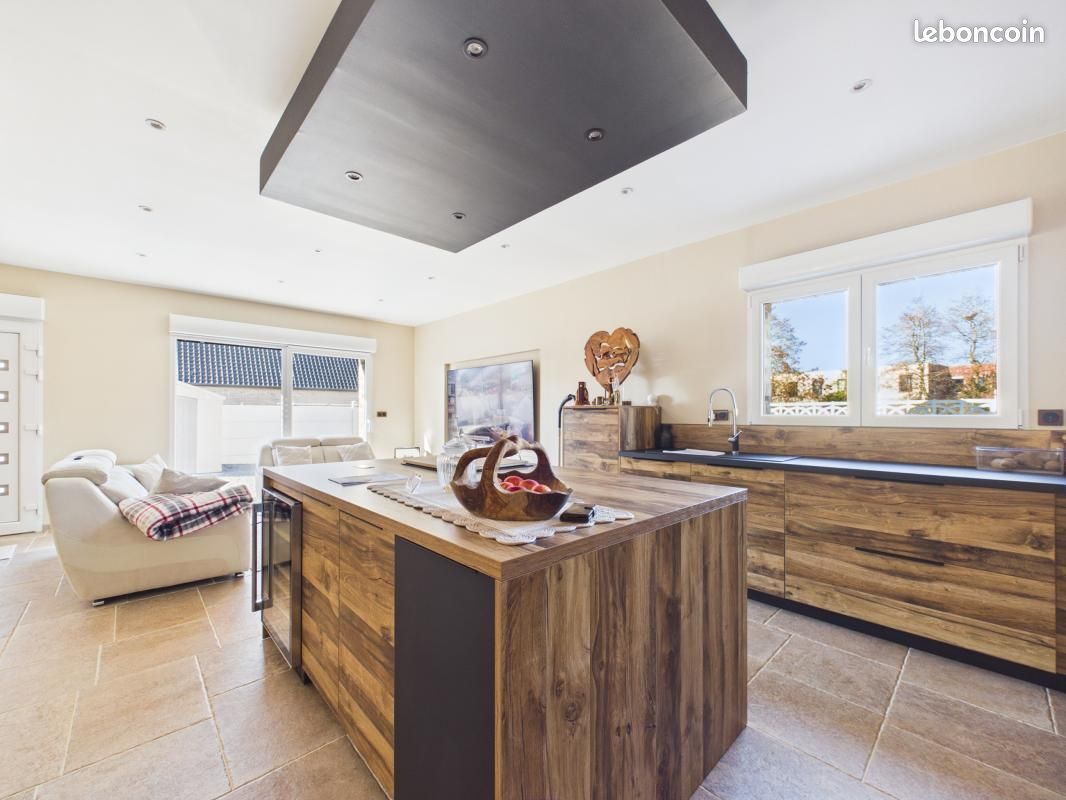 Maison 4 pièces 94 m² · à Saint-Amand-les-Eaux · 94 m² · 255 000 €