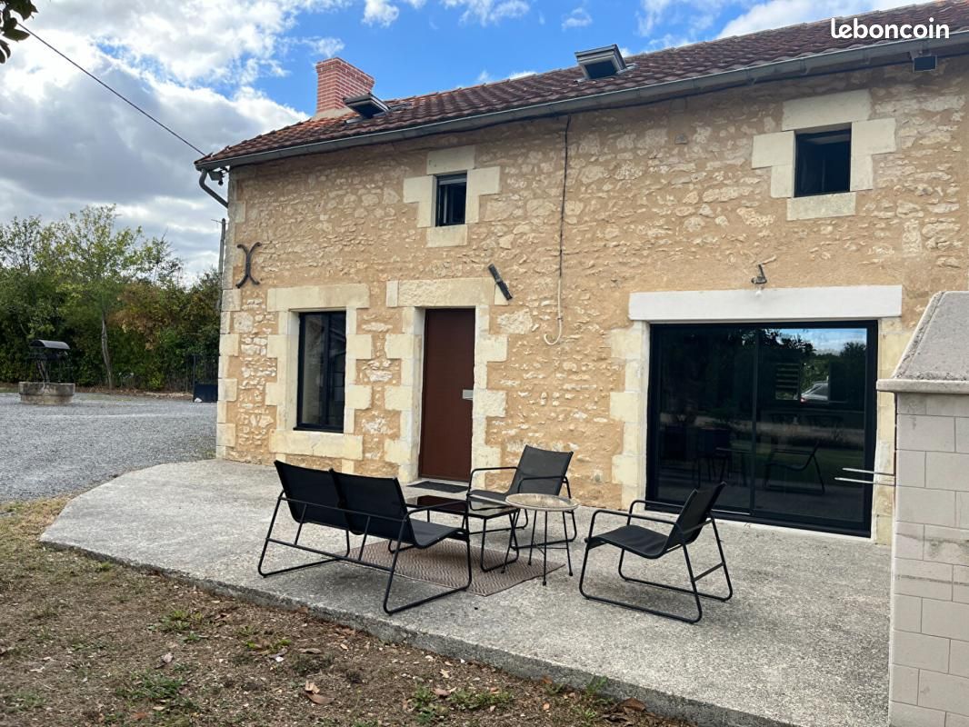 Maison 4 pièces 128 m² · à Fleuré · 128 m² · 235 000 €