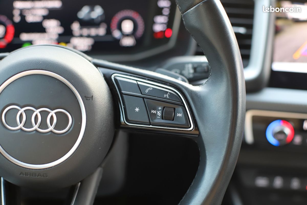 AUDI A1 ALLSTREET 30 tfsi 110 ch s tronic 7 design luxe (image 22)