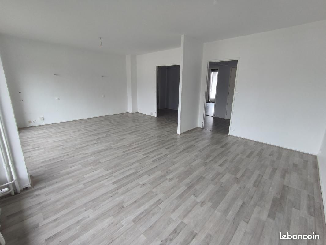 Appartement 5 pièces 99 m² · à Chamalières · 99 m² · 1 199 €/mois