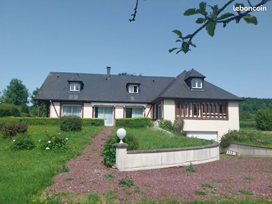 Maison 6 pièces 207 m² · à Neufchâtel-en-Bray · 207 m² · 350 000 €