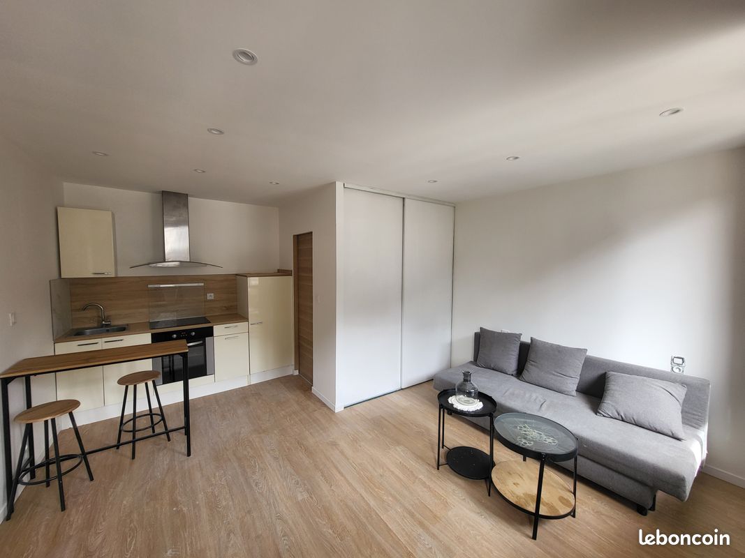 Appartement 1 pièce 25 m² · à Saint-Claude · 25 m² · 390 €