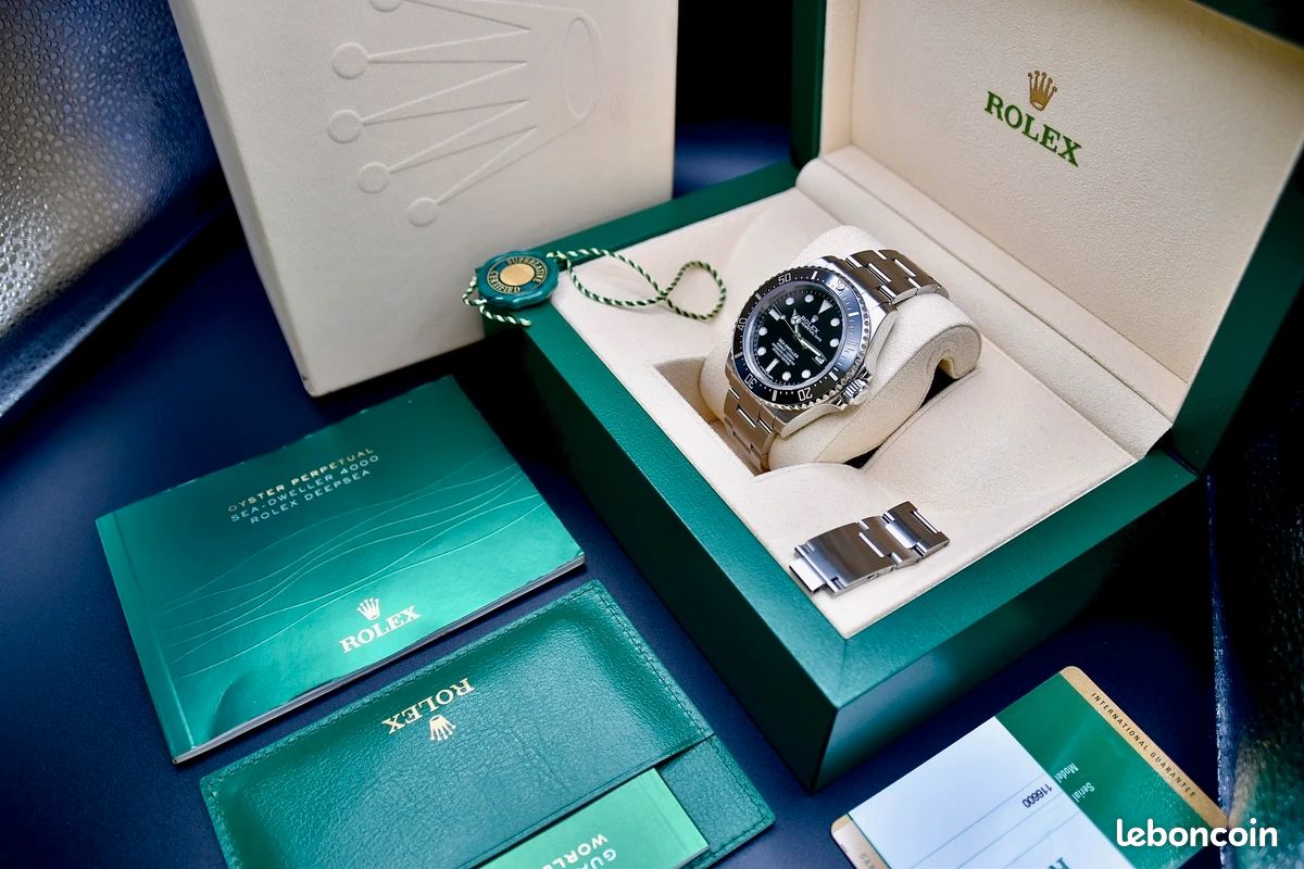 Rolex sea dweller 4000 - 116600 (2016) (image 10)