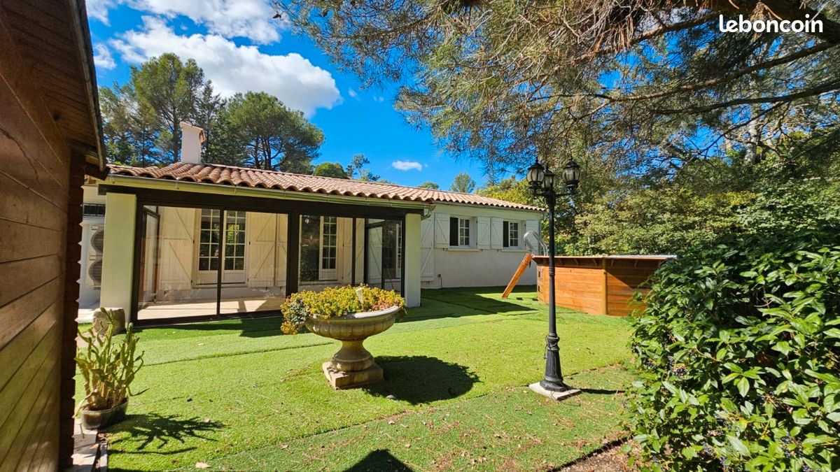 Maison 6 pièces 190 m² · à Aix-en-Provence · 189,8 m² · 700 000 €