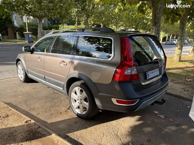 Volvo xc70 2.4 d5 185 summum - garantie 6 mois (image 3)